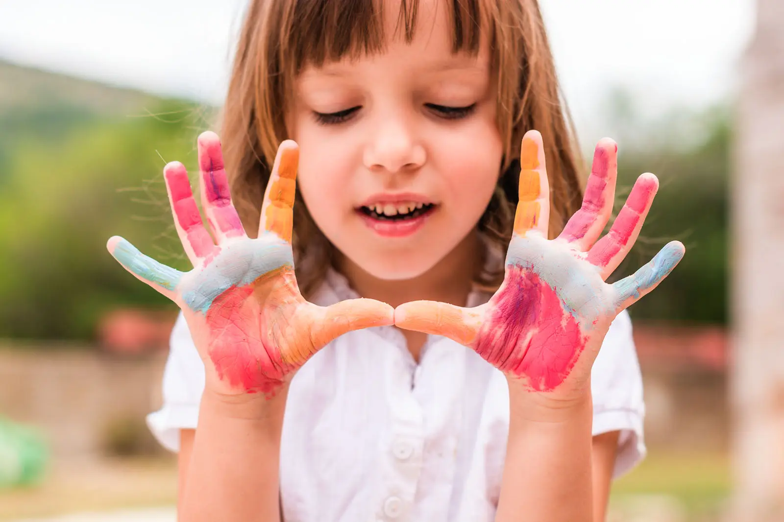 راهنمای جذاب برای آموزش رنگها به کودکان 